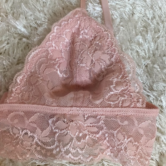 Best Sellinng‼️ All lace Urban Bralette - Picture 6 of 7